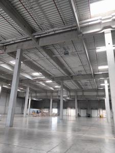 Leere Lagerhalle im Cretschmar Logistikzentrum.